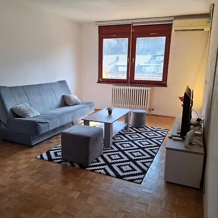 Apartment Apartmanparrot *
